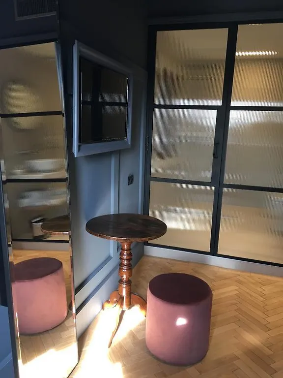 **  Hotel 5 Colonne Mirano Italien